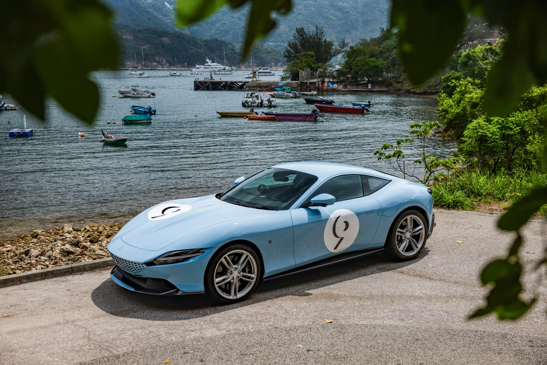 2021 Ferrari Roma - Image 11 of 31