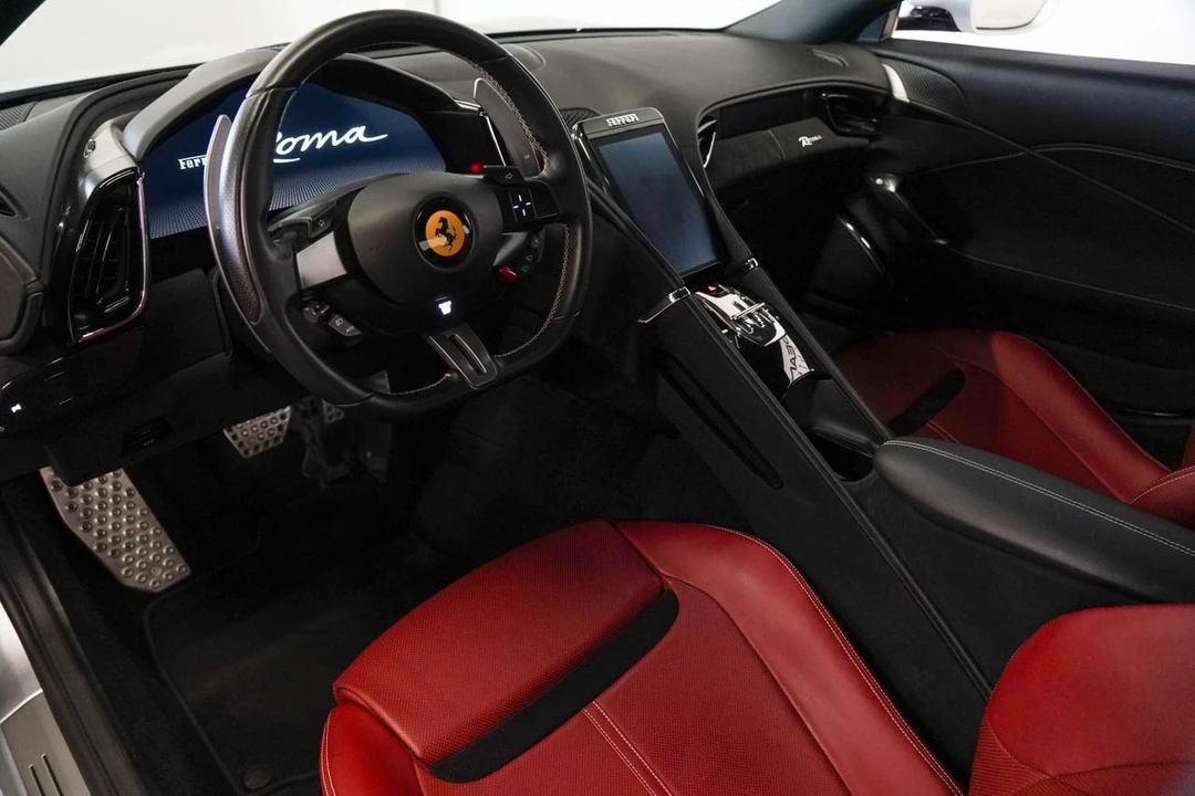 2021 Ferrari Roma - Image 2 of 21