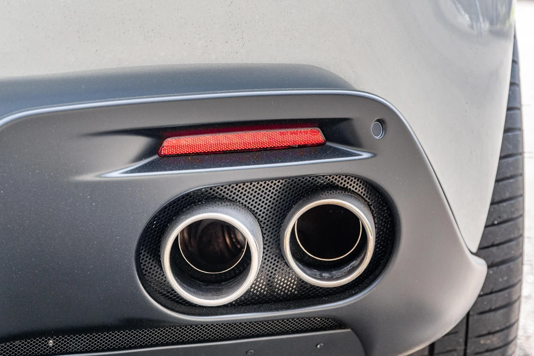 2021 Ferrari Roma - Image 27 of 31