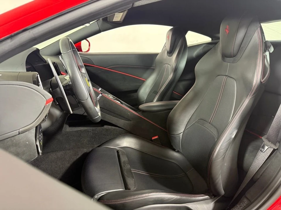 2021 Ferrari Roma - Image 12 of 23