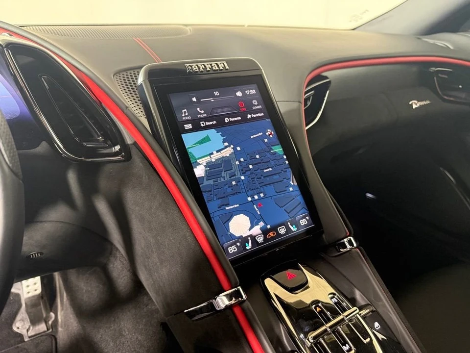 2021 Ferrari Roma - Image 15 of 23