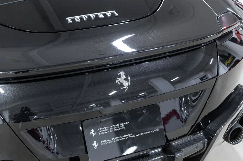2021 Ferrari Roma - Image 23 of 31