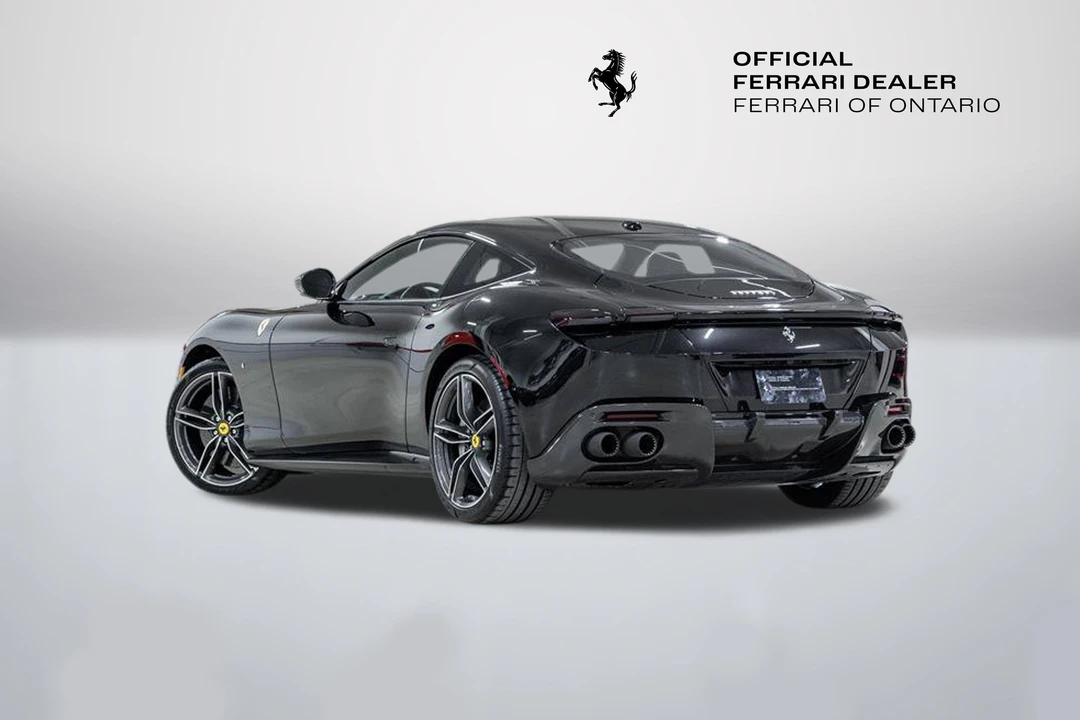2021 Ferrari Roma - Image 17 of 31