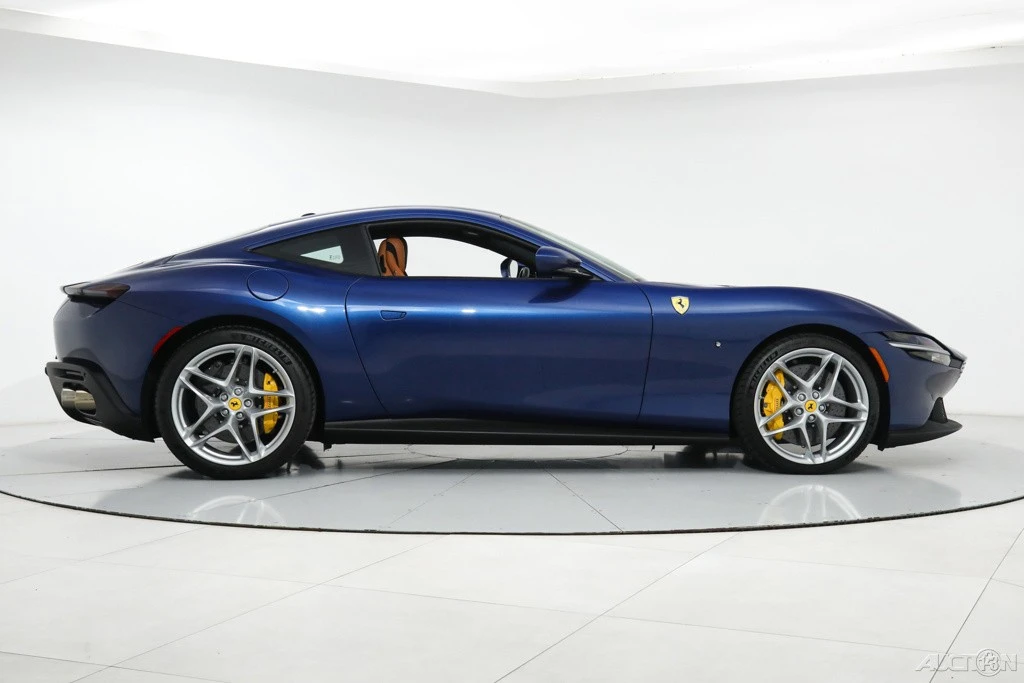 2021 Ferrari Roma - Image 9 of 21