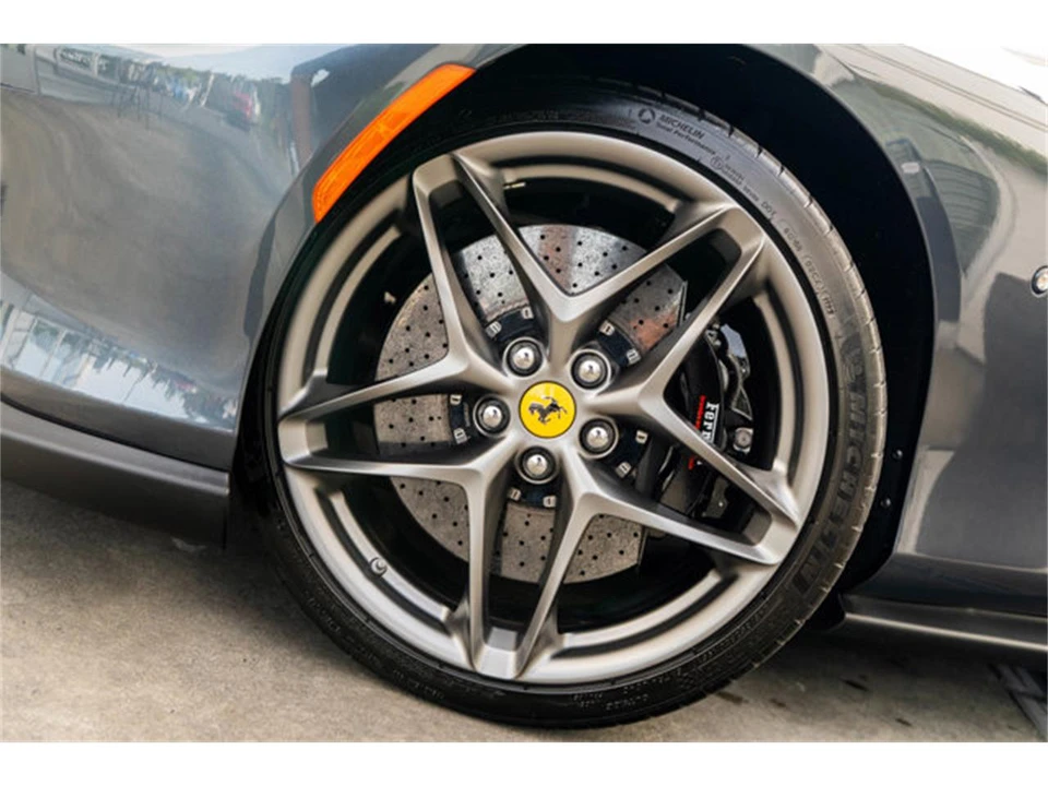 2021 Ferrari Roma - Image 9 of 12