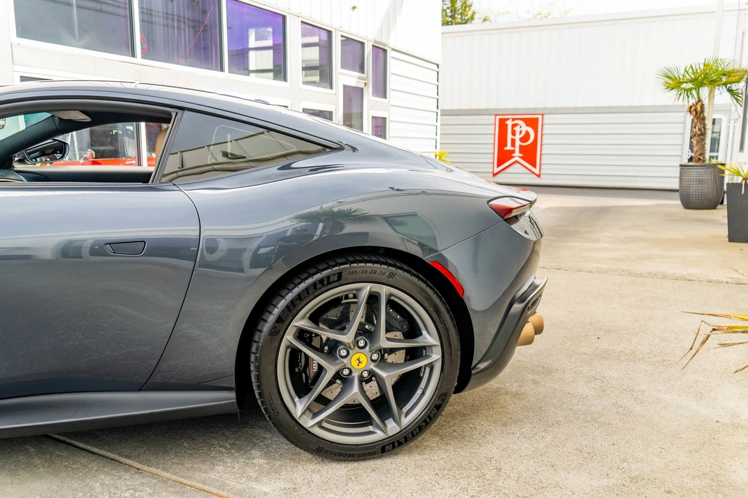2021 Ferrari Roma - Image 4 of 31