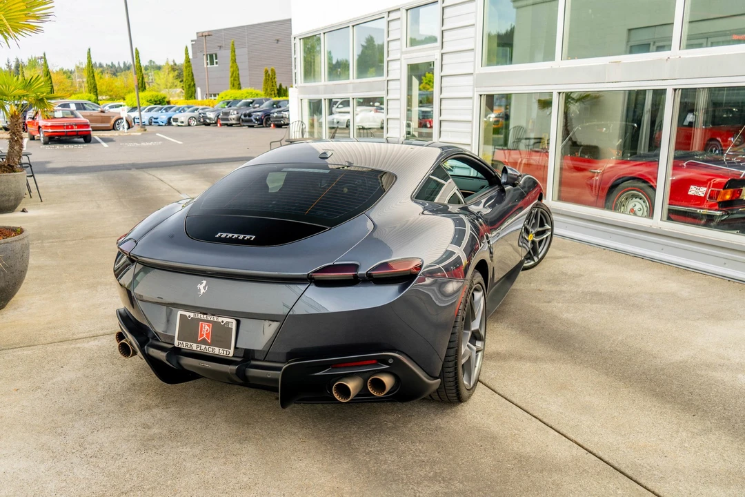 2021 Ferrari Roma - Image 5 of 31