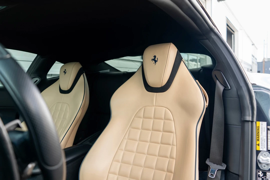 2021 Ferrari Roma - Image 10 of 31
