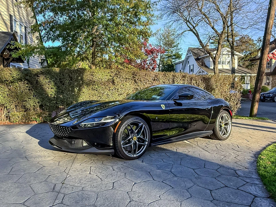2021 Ferrari Roma - Image 3 of 31