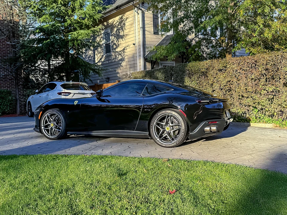 2021 Ferrari Roma - Image 23 of 31