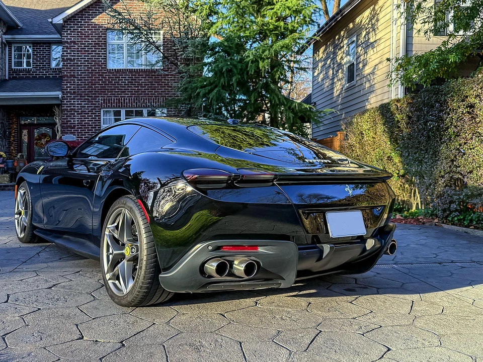 2021 Ferrari Roma - Image 20 of 31