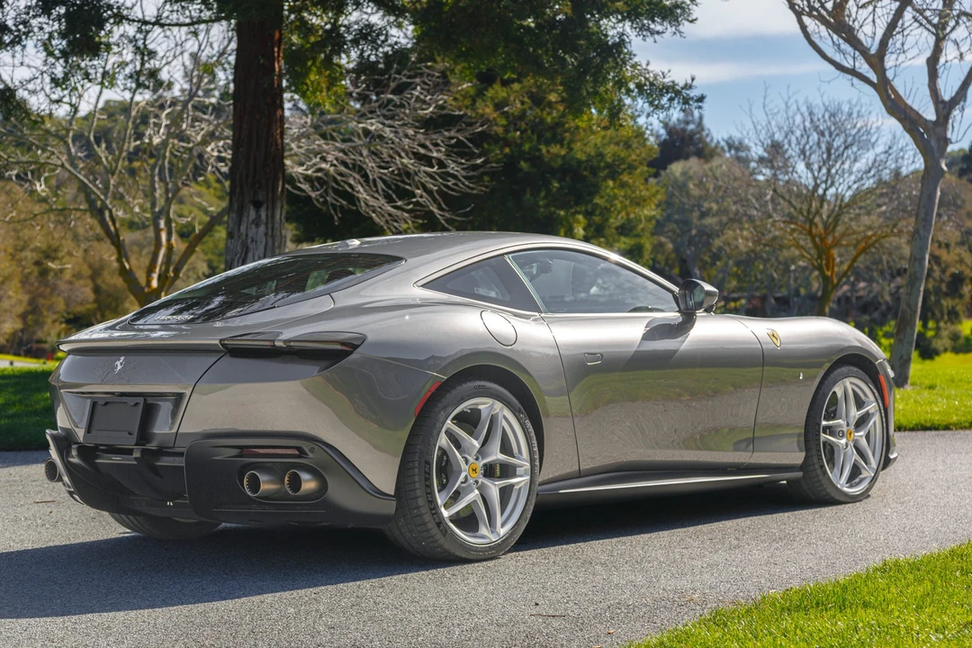 2021 Ferrari Roma - Image 10 of 31