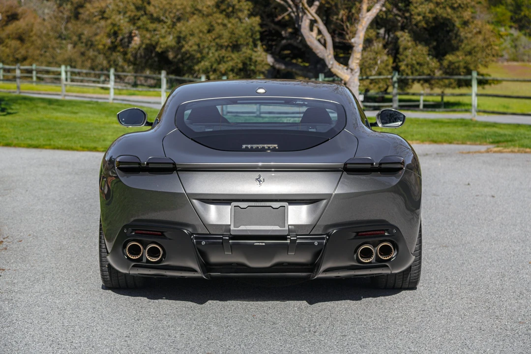 2021 Ferrari Roma - Image 11 of 31