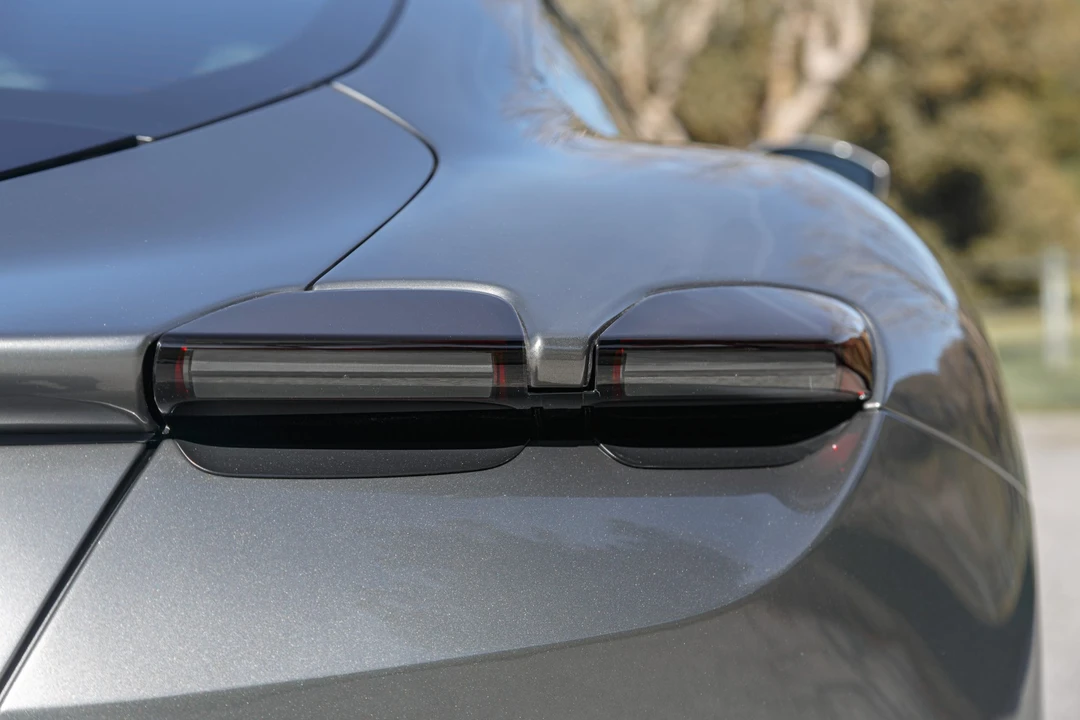 2021 Ferrari Roma - Image 23 of 31