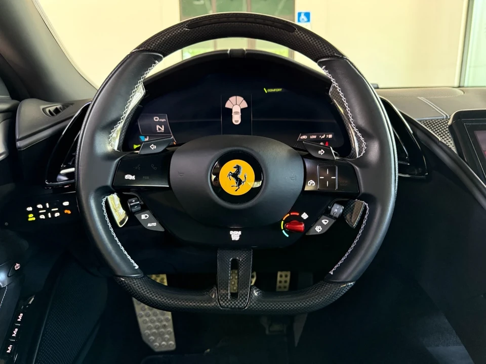 2021 Ferrari Roma - Image 17 of 21