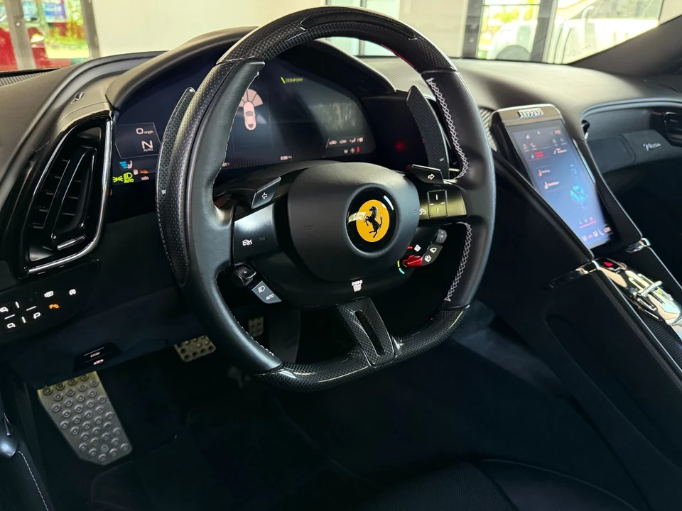 2021 Ferrari Roma - Image 18 of 21