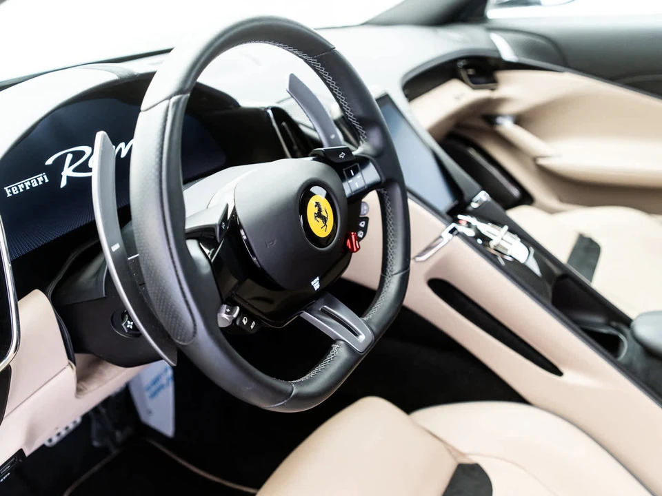 2021 Ferrari Roma - Image 17 of 30