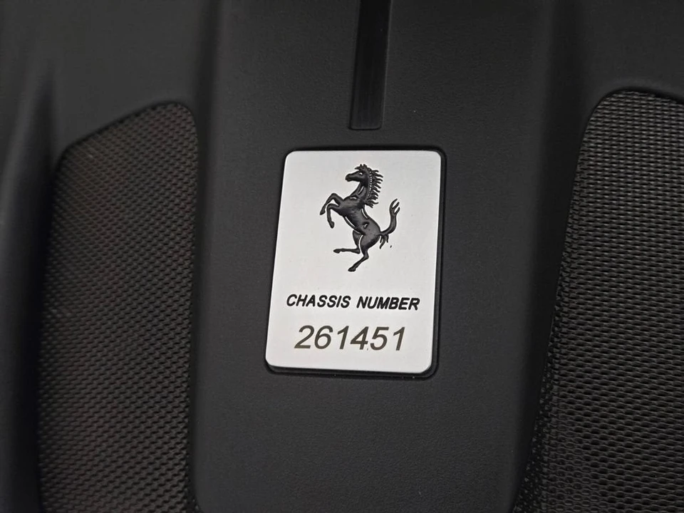 2021 Ferrari Roma - Image 30 of 31