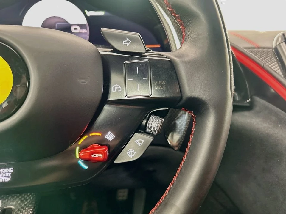 2021 Ferrari Roma - Image 12 of 31