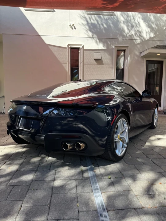 2021 Ferrari Roma - Image 18 of 21