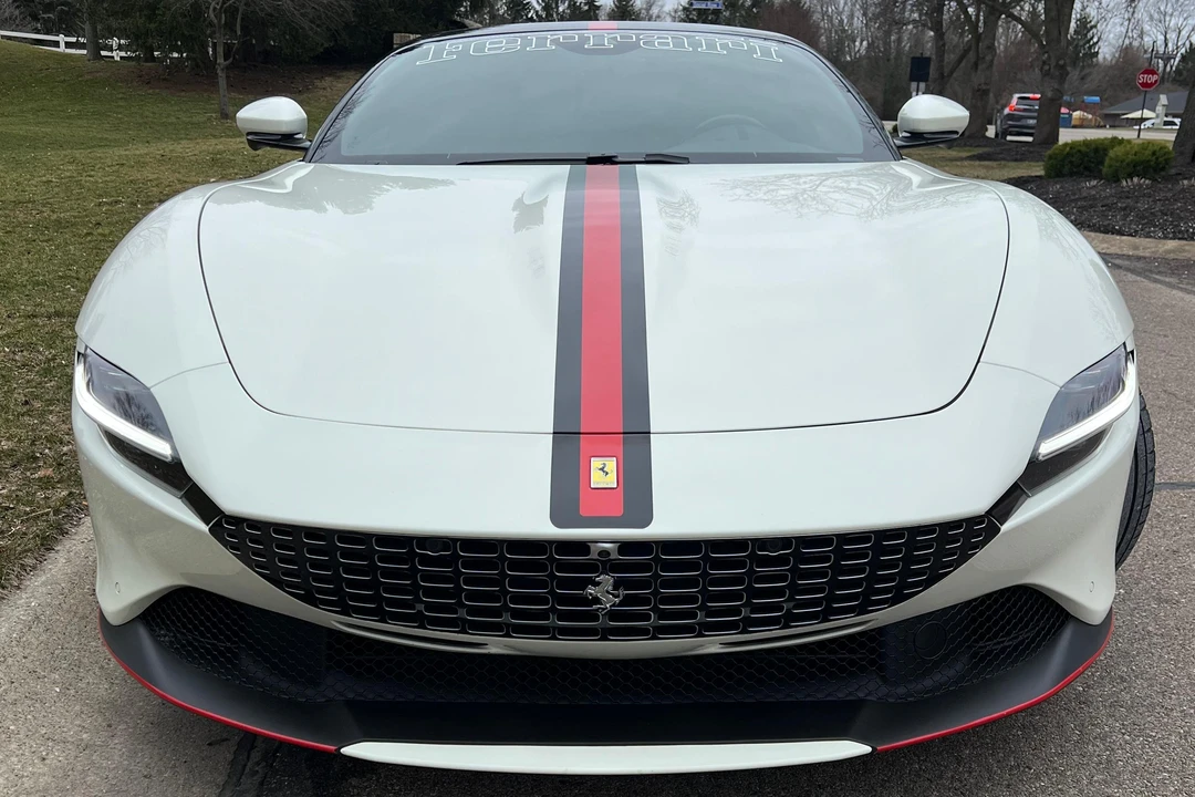 2021 Ferrari Roma - Image 2 of 31
