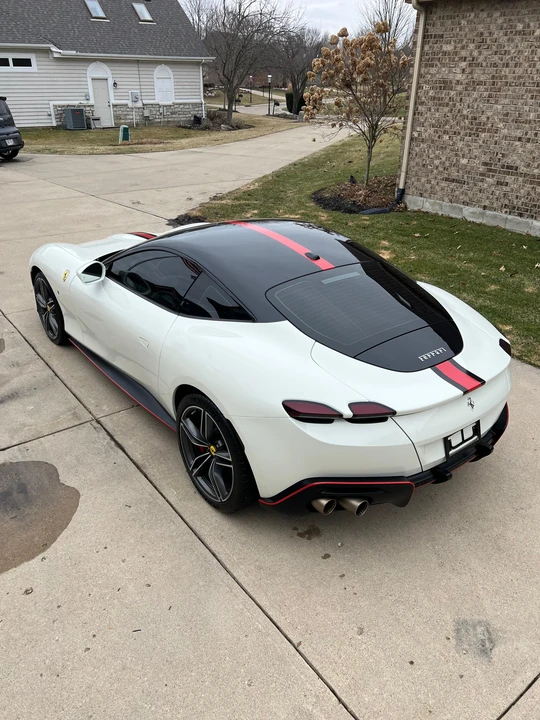 2021 Ferrari Roma - Image 11 of 31
