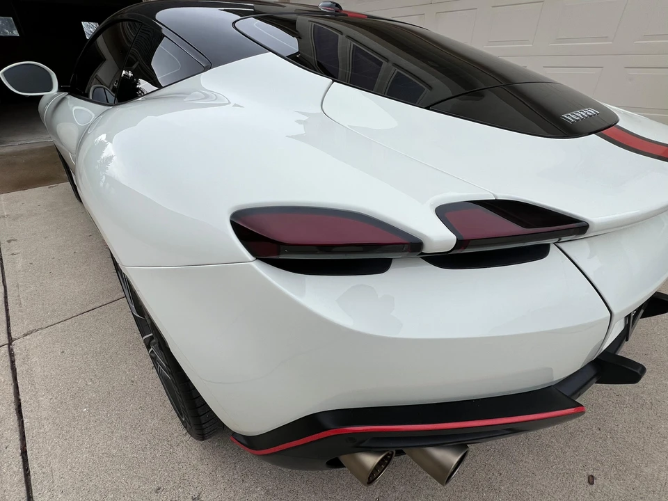 2021 Ferrari Roma - Image 22 of 31