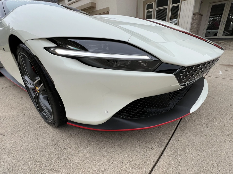 2021 Ferrari Roma - Image 27 of 31