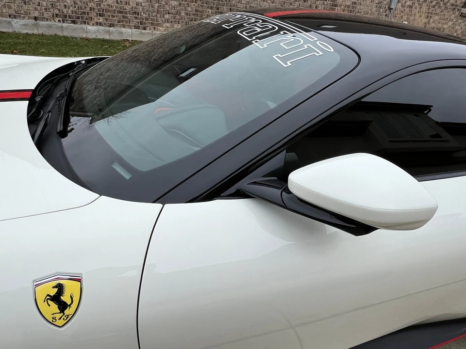 2021 Ferrari Roma - Image 20 of 31