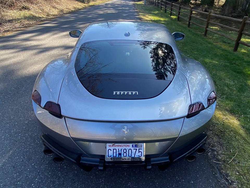 2021 Ferrari Roma - Image 12 of 31