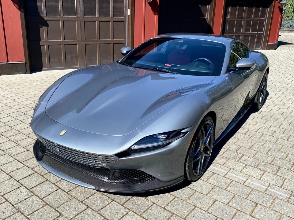 2021 Ferrari Roma - Image 23 of 31