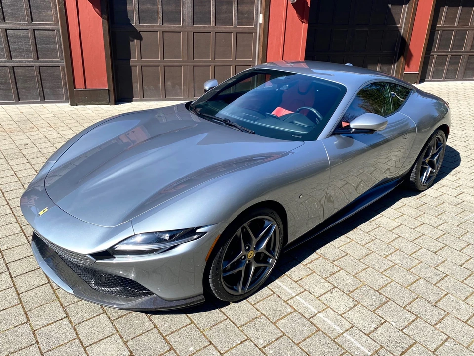 2021 Ferrari Roma - Image 24 of 31
