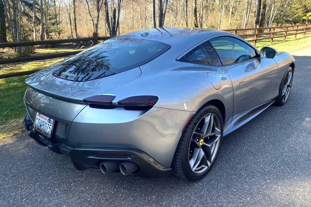 2021 Ferrari Roma - Image 16 of 31