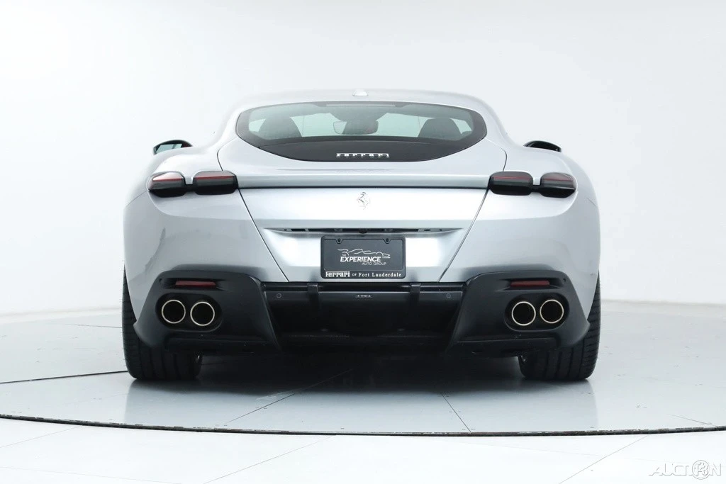2021 Ferrari Roma - Image 8 of 21