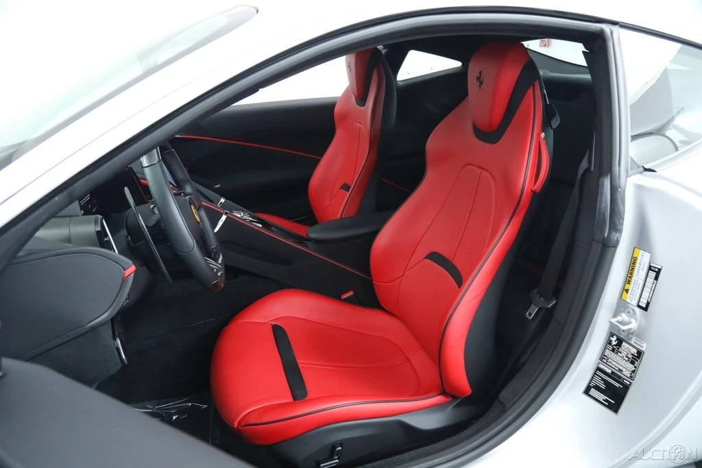 2021 Ferrari Roma - Image 5 of 21