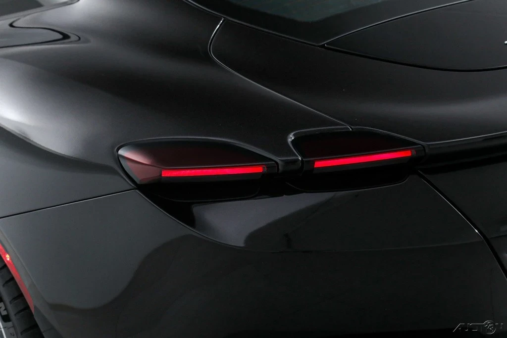 2021 Ferrari Roma - Image 16 of 21