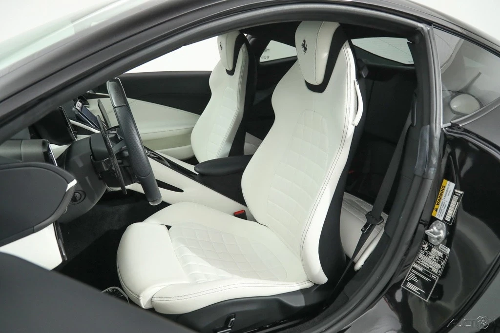 2021 Ferrari Roma - Image 5 of 21