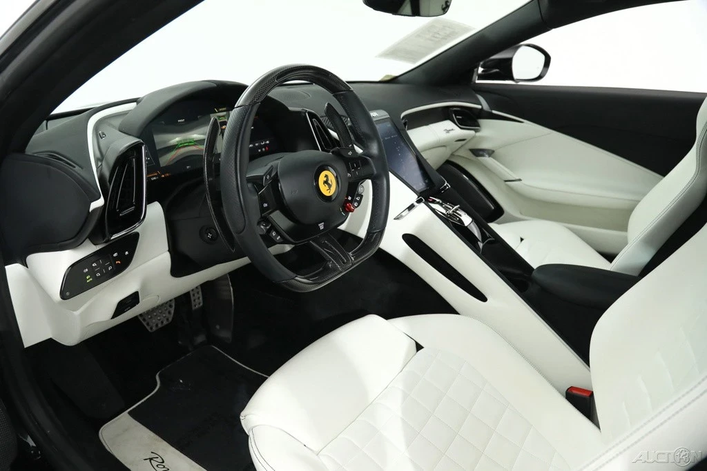 2021 Ferrari Roma - Image 2 of 21
