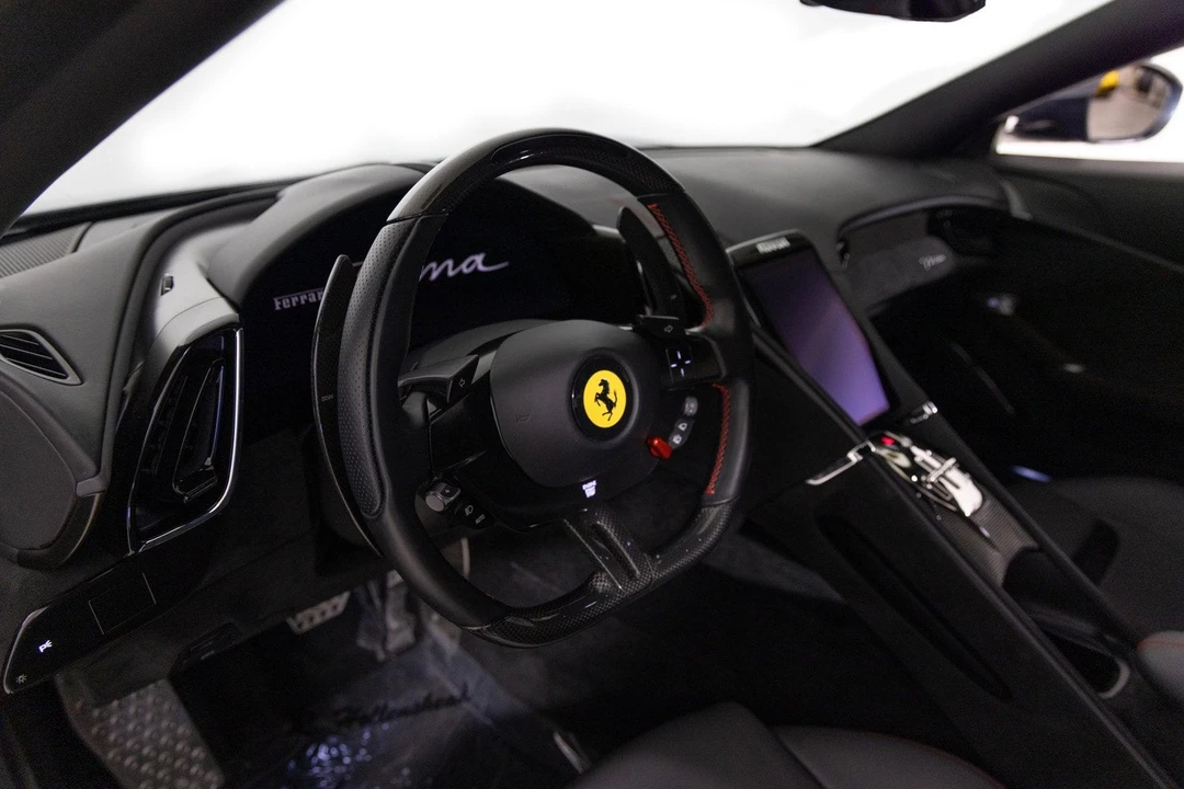 2021 Ferrari Roma - Image 20 of 31