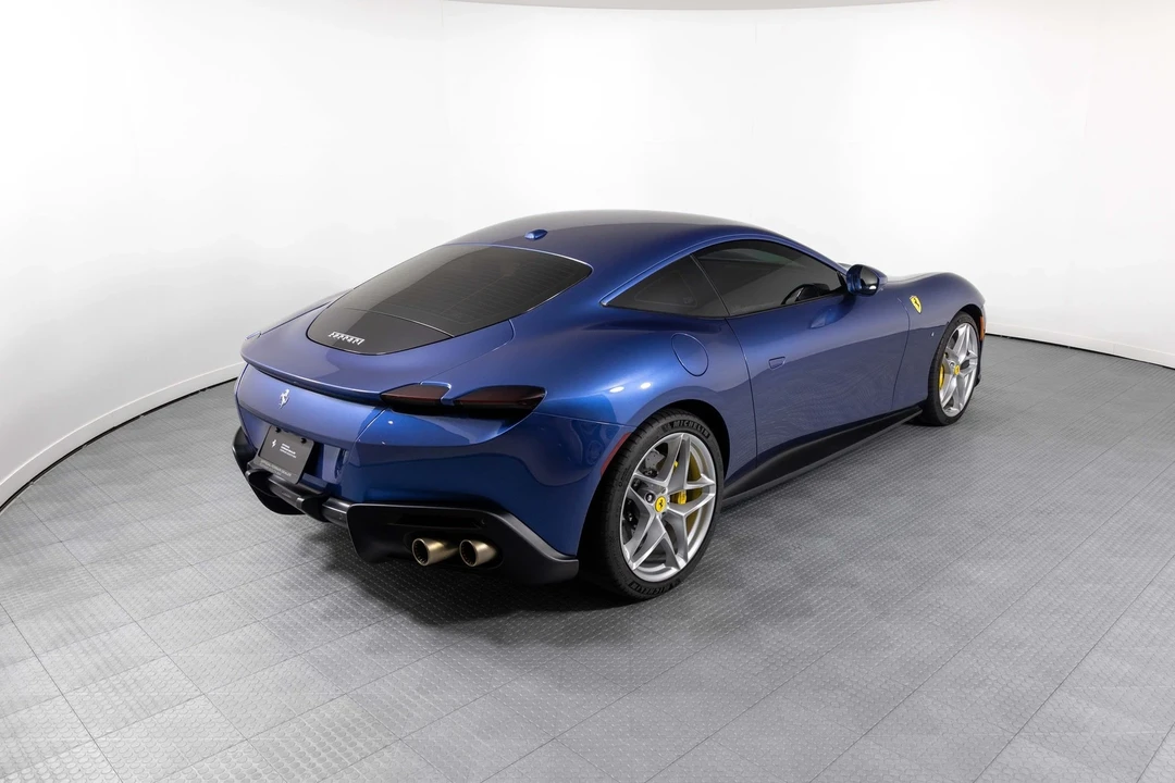 2021 Ferrari Roma - Image 2 of 21