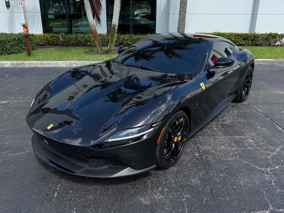 2021 Ferrari Roma - Image 9 of 31