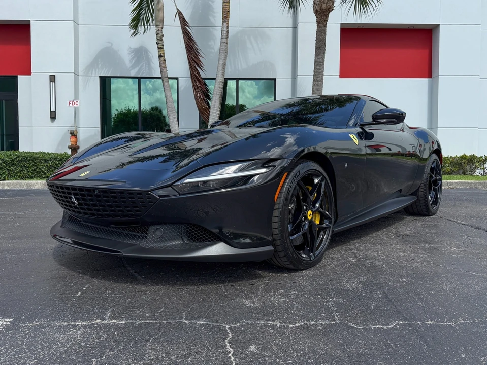 2021 Ferrari Roma - Image 10 of 31