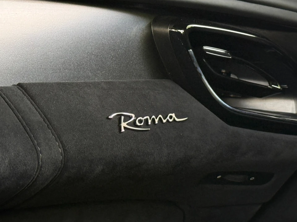 2021 Ferrari Roma - Image 31 of 31