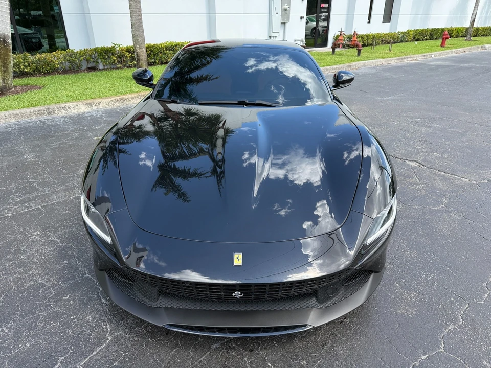 2021 Ferrari Roma - Image 11 of 31