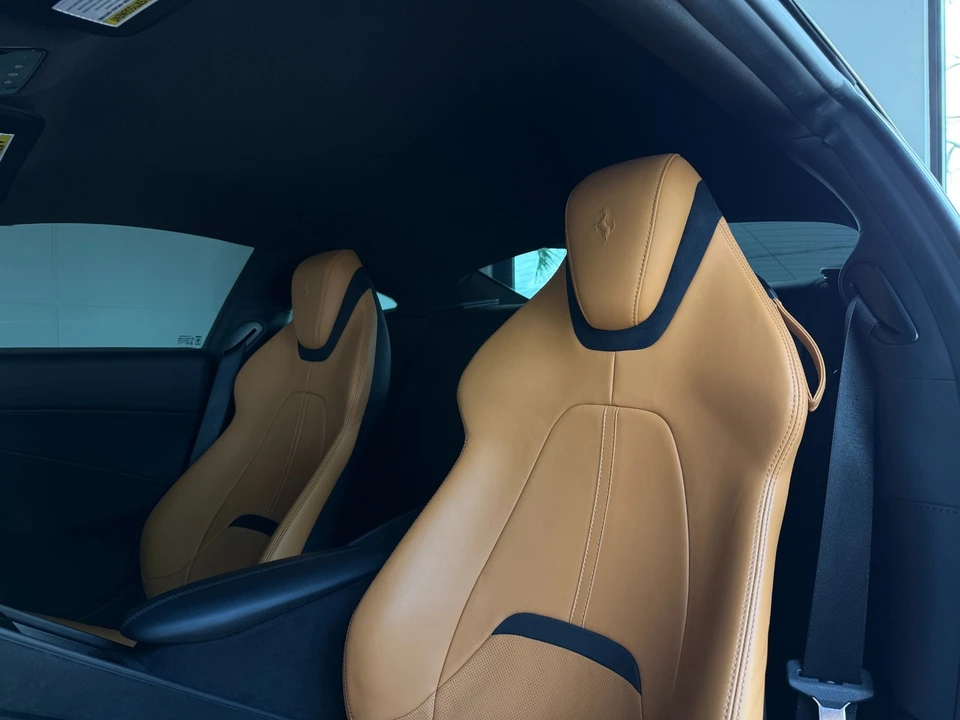 2021 Ferrari Roma - Image 25 of 31