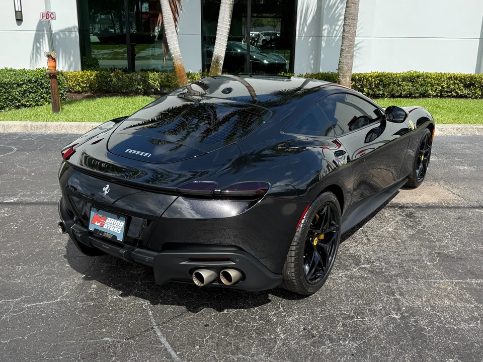 2021 Ferrari Roma - Image 20 of 31