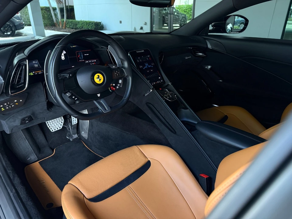 2021 Ferrari Roma - Image 23 of 31