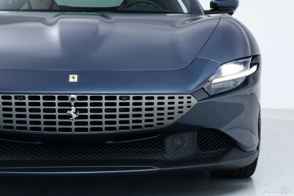 2021 Ferrari Roma - Image 13 of 21