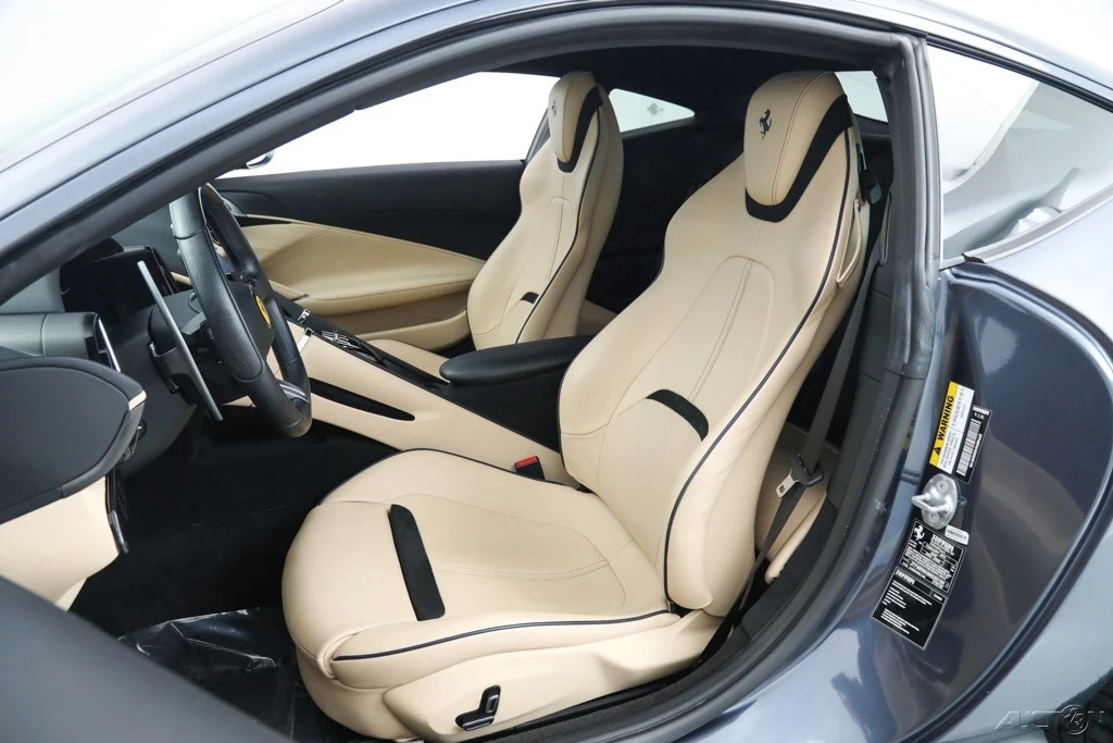 2021 Ferrari Roma - Image 5 of 21