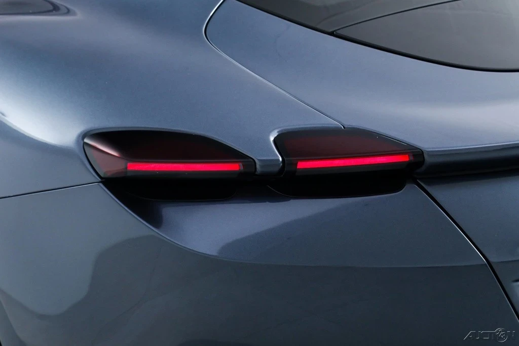 2021 Ferrari Roma - Image 16 of 21